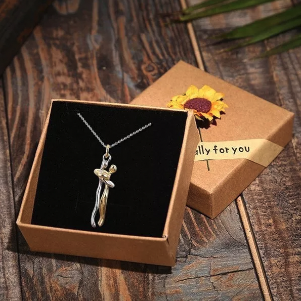 THE PERFECT GIFT FOR LOVED ONE-HUG NECKLACE